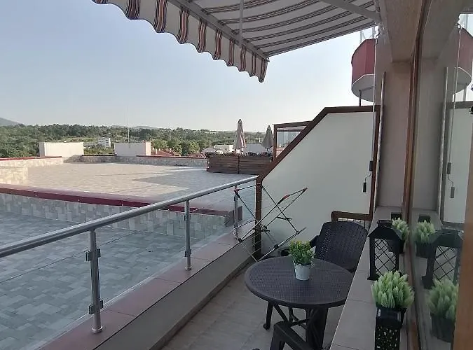 South View * Tsarévo